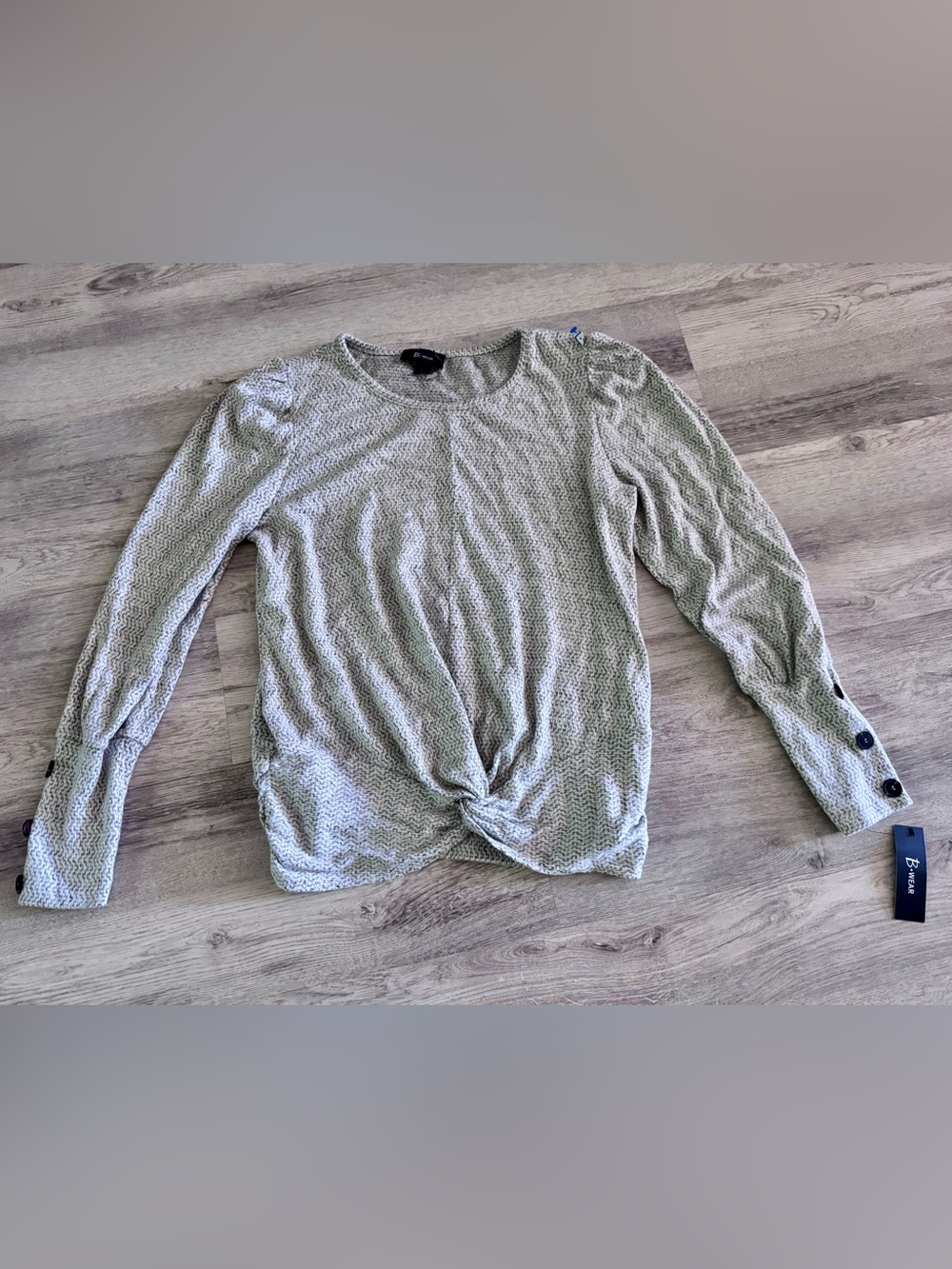 Bwear Light Gray Twist-Knot Long Sleeve Top